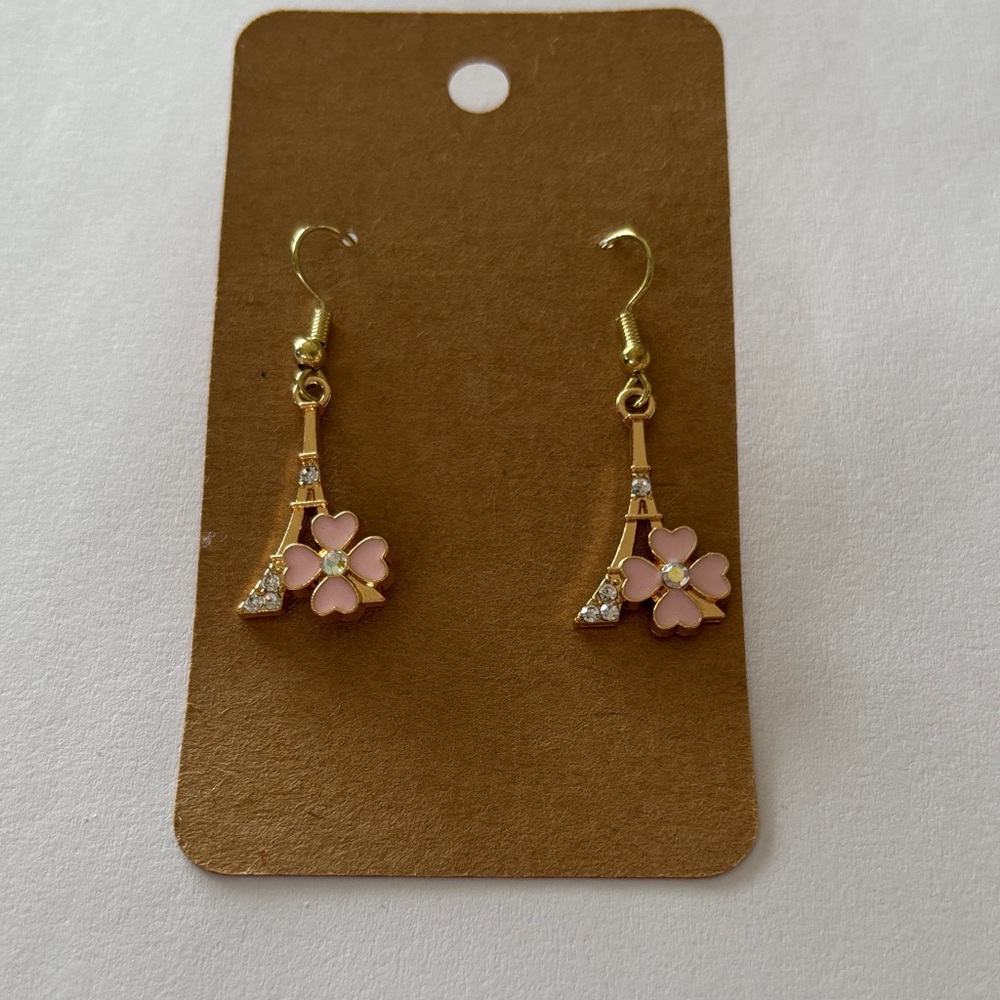 Elegant Gold and Pink Eiffel Tower Earrings
